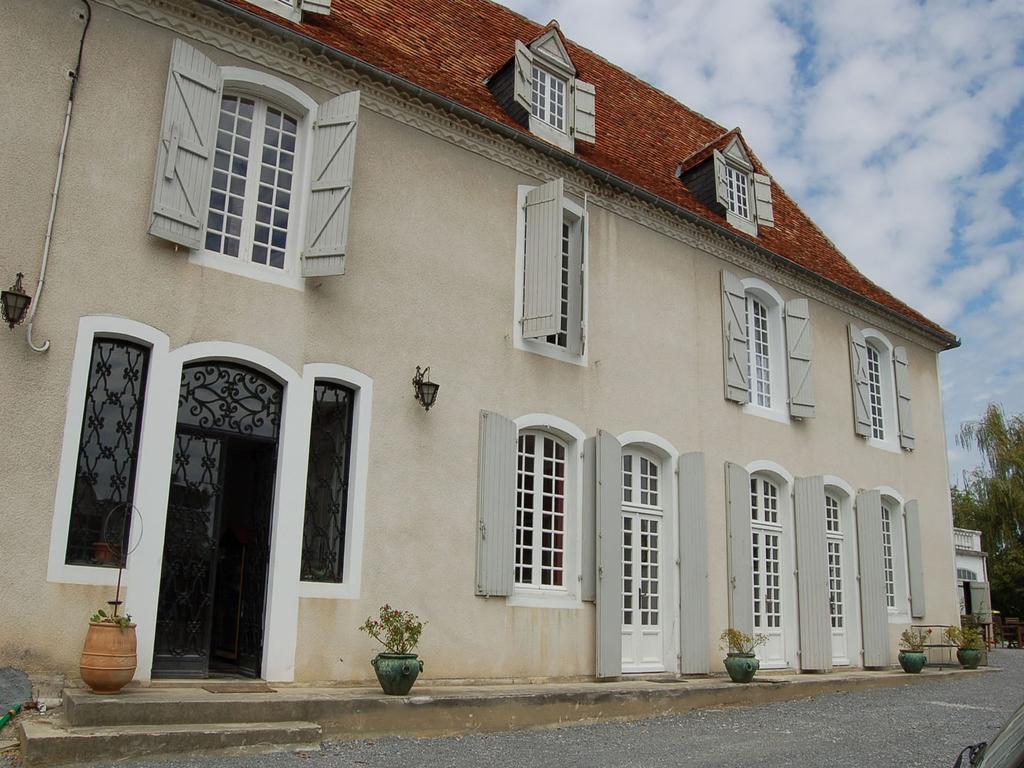 Hotel La Maison D'Antan Arzacq-Arraziguet Exterior foto